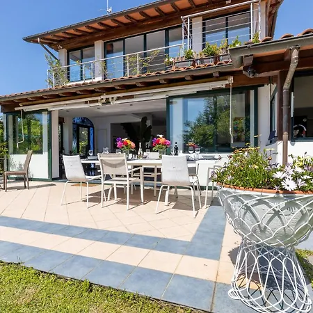 Дом отдыха Colmate - Versilia Пьетразанта